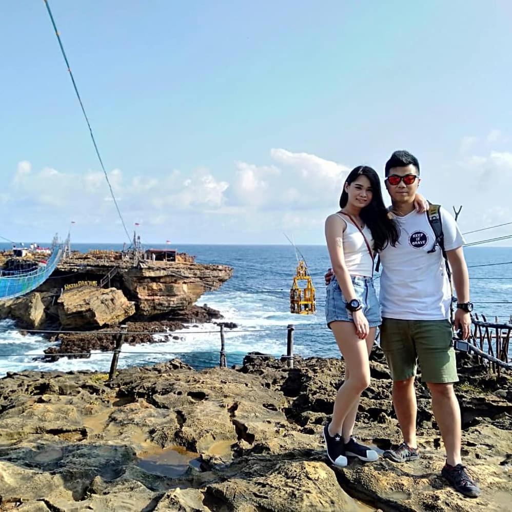 Rumah Ukhi Guest House Cebongan Екстер'єр фото