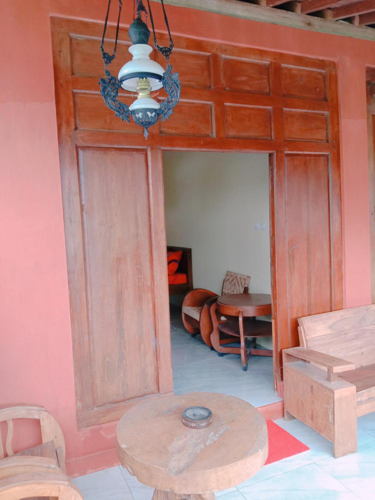 Rumah Ukhi Guest House Cebongan Екстер'єр фото